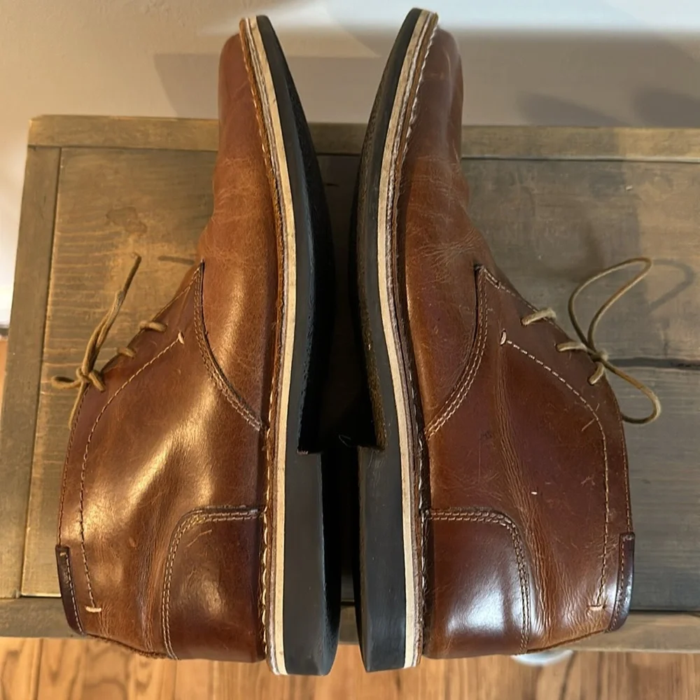Mens Steve Madden cognac leather shoes. Size 9